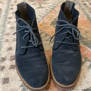 Men’s Navy Suede Boot with Leather Sole